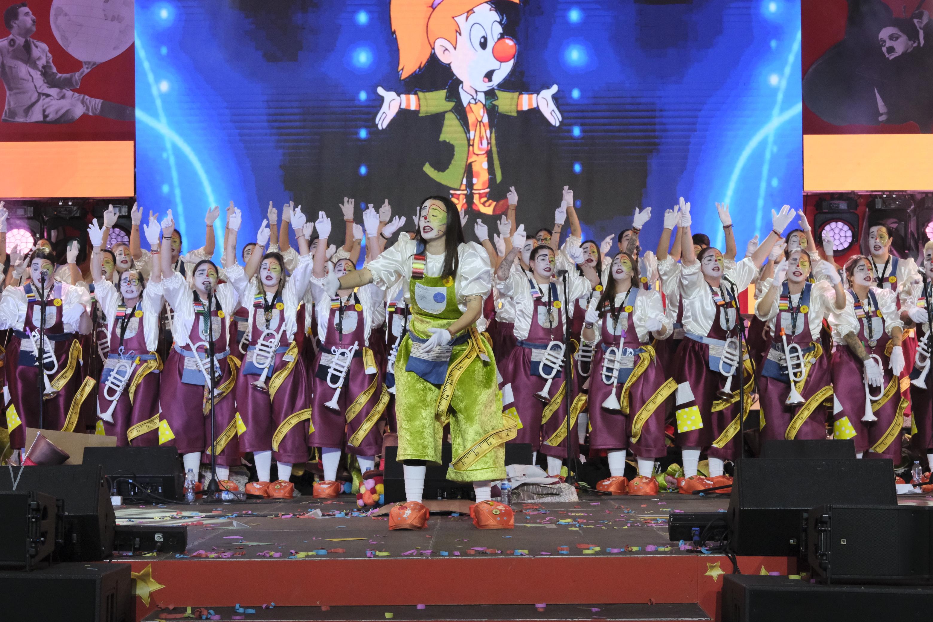 Trinkosos, Chaladas, Irónicos, Deslenguadas, Ferrusquentos y Tras con Tras, las murgas finalistas en el XXXII Concurso de Murgas del Norte de Tenerife