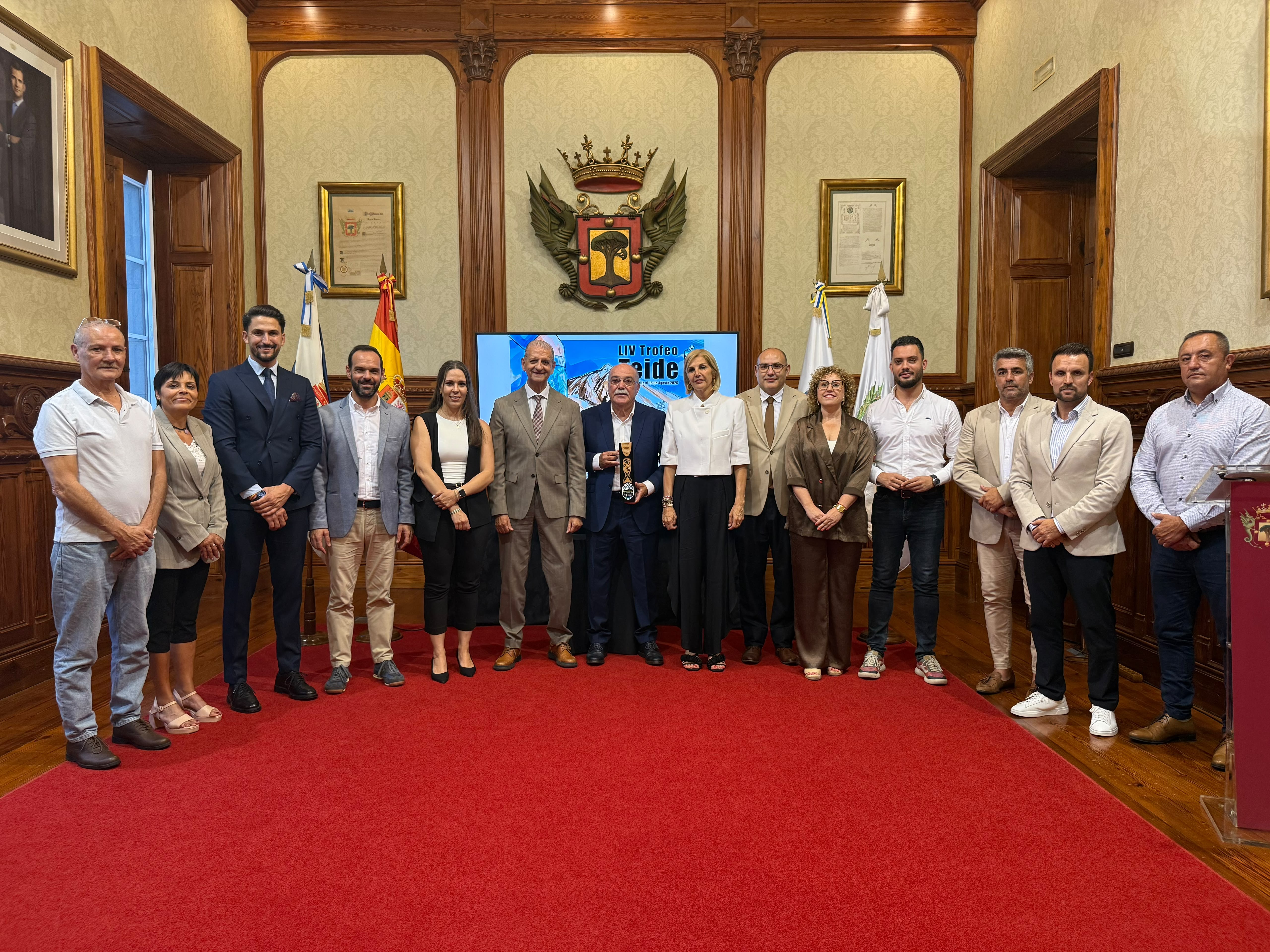 El Trofeo Teide arranca con el pregón del exentrenador Cristóbal Marrero