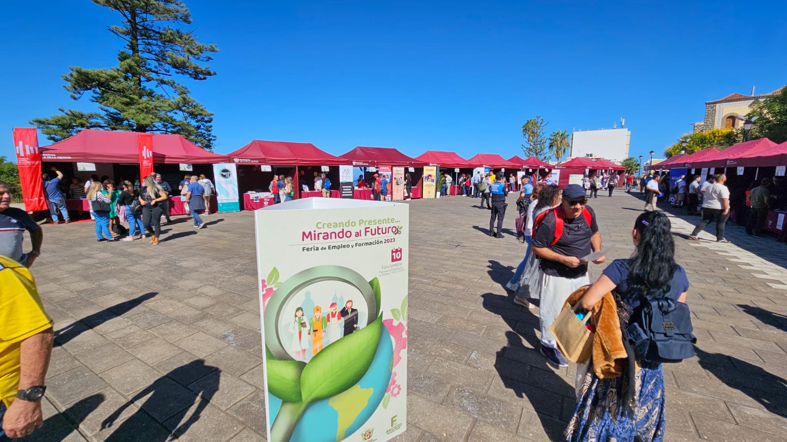 La Orotava fomenta el acceso al mundo laboral de la población con la Feria de Empleo y Formación 2025