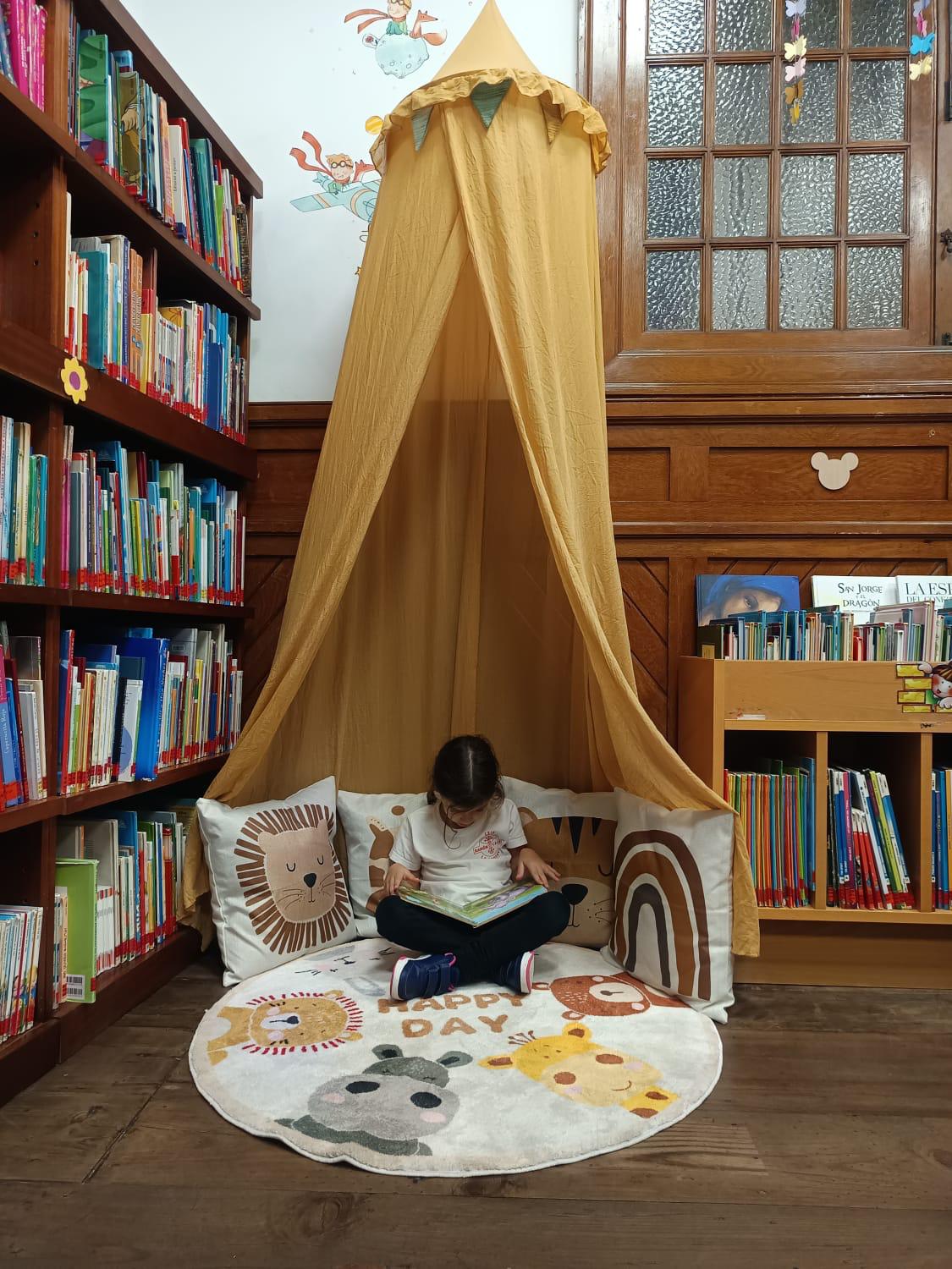 La Biblioteca Municipal de La Orotava crea un rincón de lectura para los más pequeños