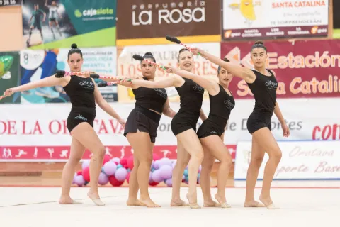 Muestra de gimnasia rítmica del Plan Municipal de Actividades Extraescolares del curso 2025/2026