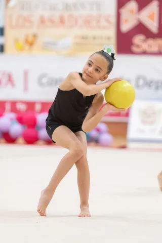 Muestra de gimnasia rítmica del Plan Municipal de Actividades Extraescolares del curso 2025/2026