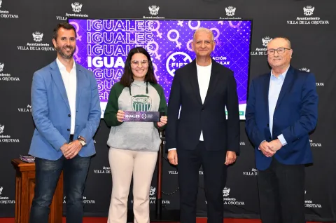 924ec42a-37d4-4954-9938-774111963ec5