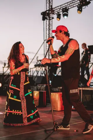 Fabi y Nuria Euphorbia Caracoles