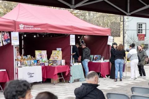 d53de985-10e7-4409-8f6d-909cfb166012