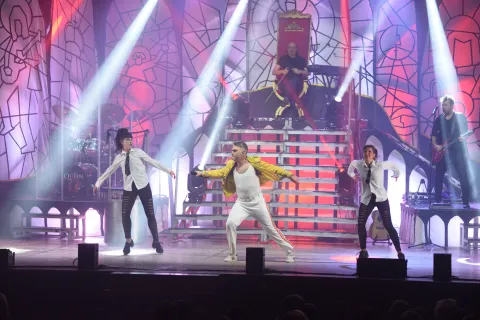 240224_We_love_0908_Queen[83539]