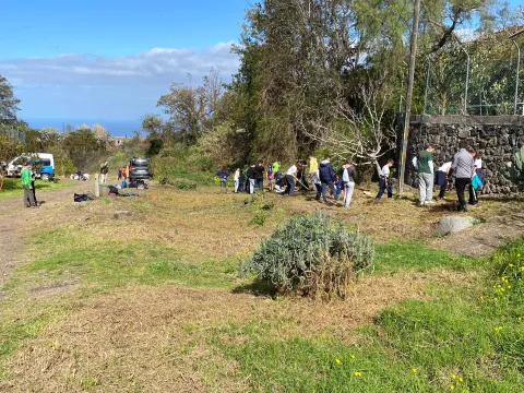 2c053a4f-6243-4959-82ca-81c70b79904c